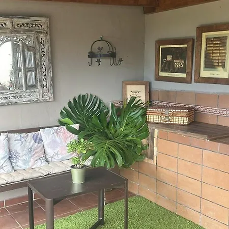 De Lujo Con Jardin Privado Y Vistas Al Mar