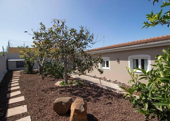 De Lujo Con Jardin Privado Y Vistas Al Mar 度假居